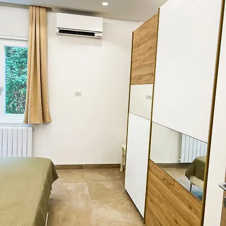 Casa Momi Mergellina Гостевой дом 4*